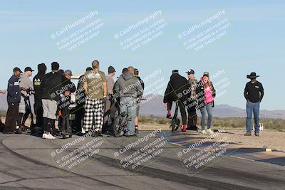 media/Jan-15-2026-Racers Edge (Thu) [[dfebeb70ab]]/1-Around the Pits-Track Walk/